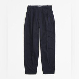 Abercrombie and Fitch Crisp Cotton Taper Ankle Pant Size 32